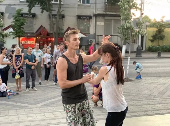 Уроки танцев "Бачата&Сальса".