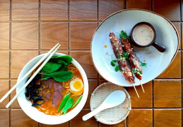 Кафе "Tori ramen. Pan-Asia bistro".