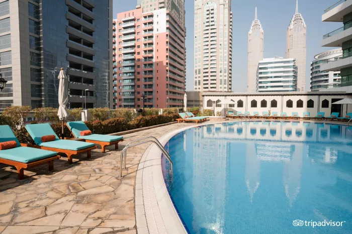 Отель "Time Oak Hotel & Suites" 4*.