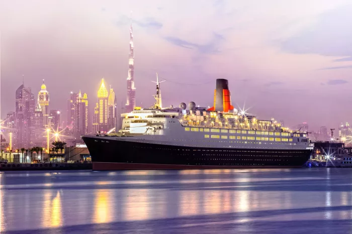 Отель "Queen Elizabeth 2 Hotel" 4*.