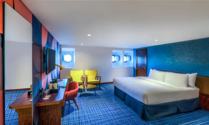 Отель "Queen Elizabeth 2 Hotel" 4*.