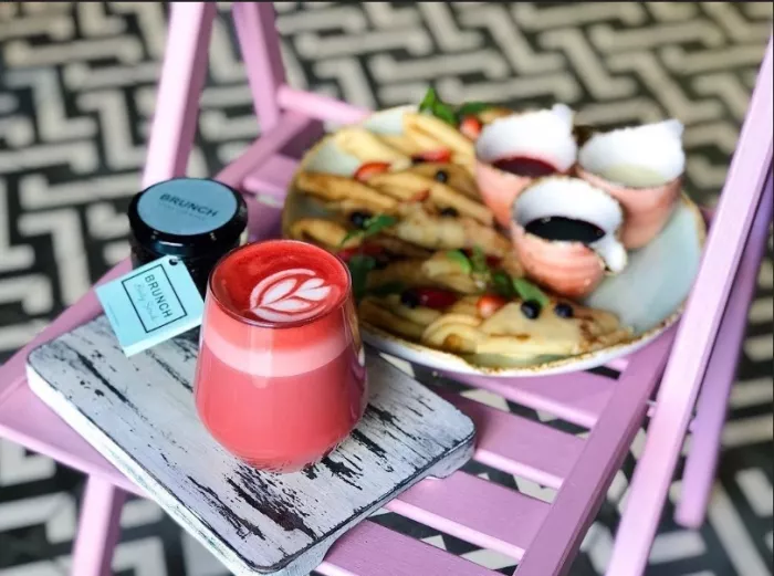 Кафе "Brunch".