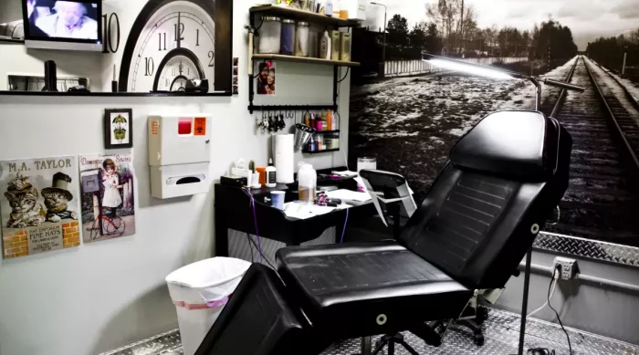 Тату-салон "Tattoo&piercing studio Raccoon".