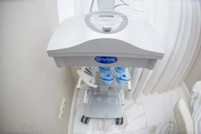 Косметологическая клиника "Nude Estetic Center".