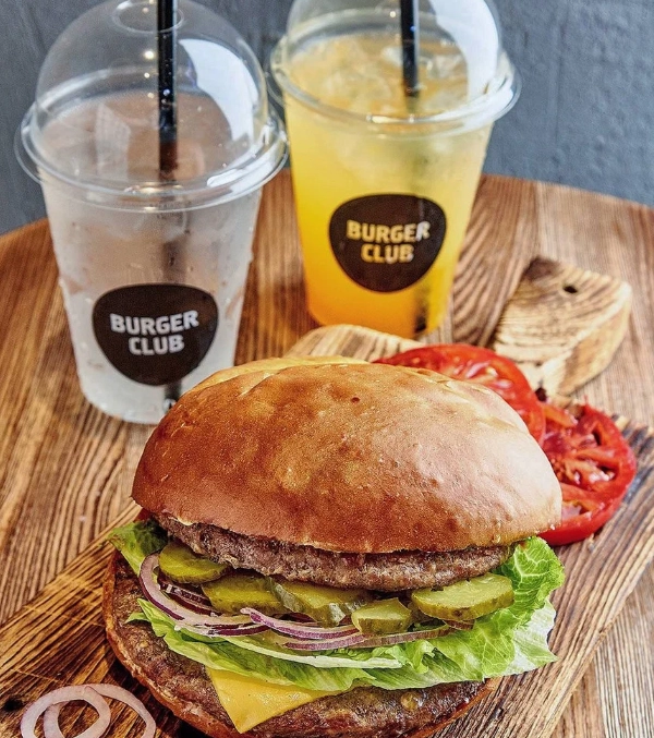 Крафтовая бургерная "Burger Club".
