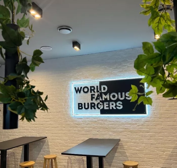 Крафтовая бургерная "Burger Club".