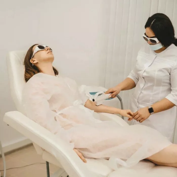 Салон аппаратной косметологии "Beauty Technology".