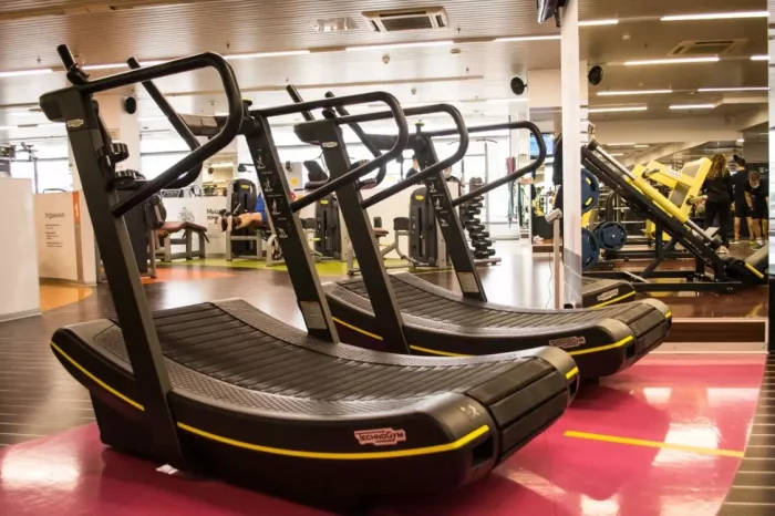 Фитнес-клуб "A-Fitness".