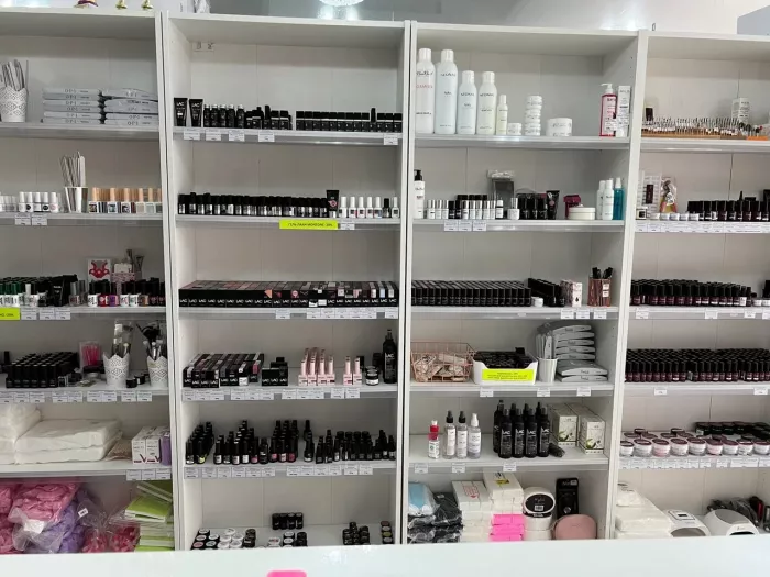 Салон красоты "Petrova Studio".