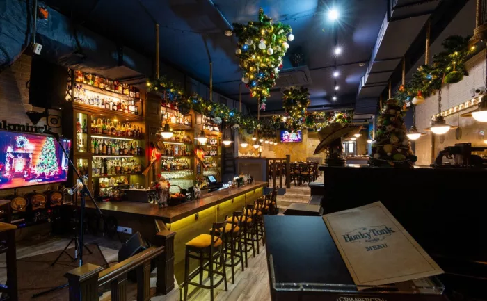 Бар "Honky Tonk Piano Bar"