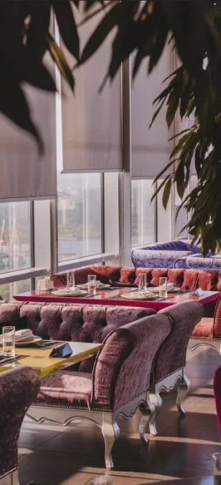 Панорамный ресторан на крыше "Extra Lounge"