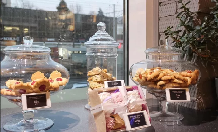 Кулинария  "Патрик & Мари" на Ставропольской.