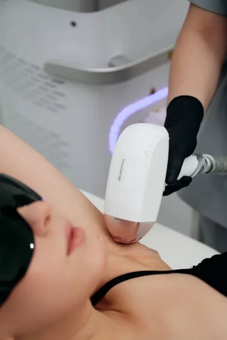Центр шугаринга "SUGARING CENTER".