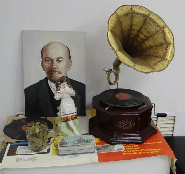 "Консультационный центр Монетный дворЪ".