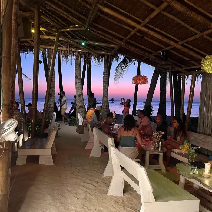 Рестобар «Dinibeach»