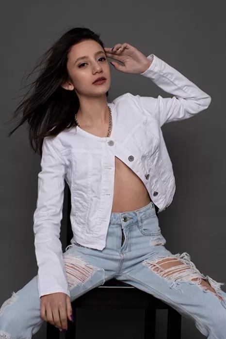 Модельное агентство "Celebrity Model Group".