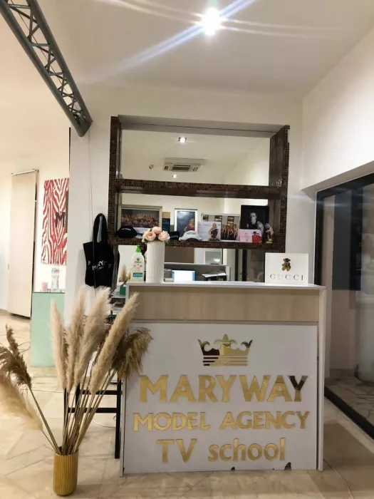 Модельное агентство "Maryway".