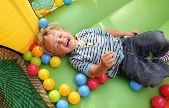Детский клуб "LAFAKIDS".