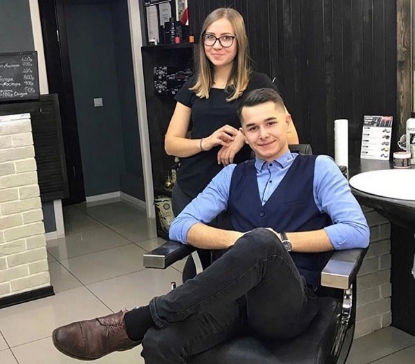 Барбершоп "Black Barber Shop Center".