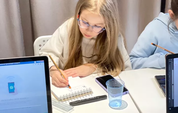 Школа дизайна "Education design" на Радужной.