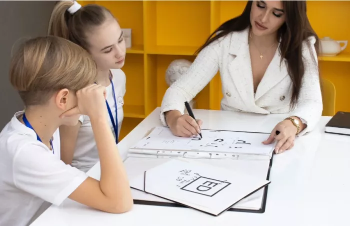 Школа дизайна "Education design" на Радужной.
