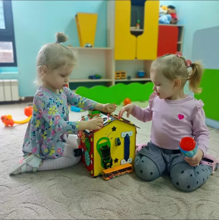 Детский развивающий центр "Polyana kids".