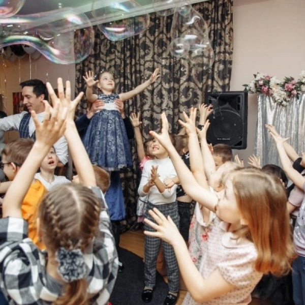 Центр комплексного развития детей "Империя детства".