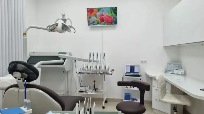 Семейная стоматология "H&N Dental Clinic".