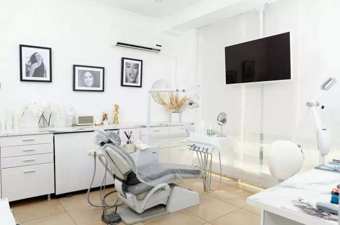 Стоматологическая клиника - Dental Lounge "InWhite".