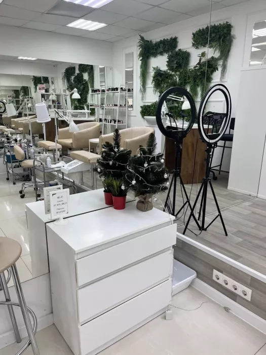 Салон красоты "HairNail".