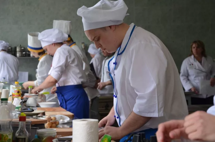"Донской техникум кулинарного искусства и бизнеса".