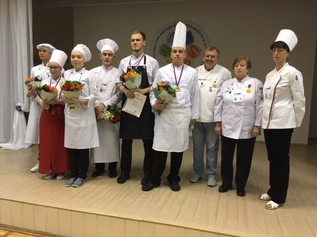 "Донской техникум кулинарного искусства и бизнеса".