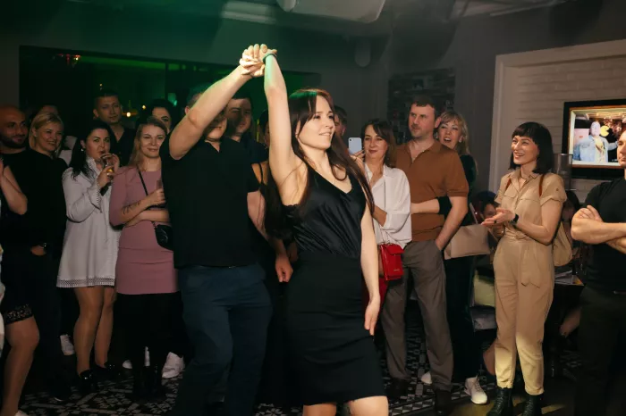 Бар "РУКИ ВВЕРХ"