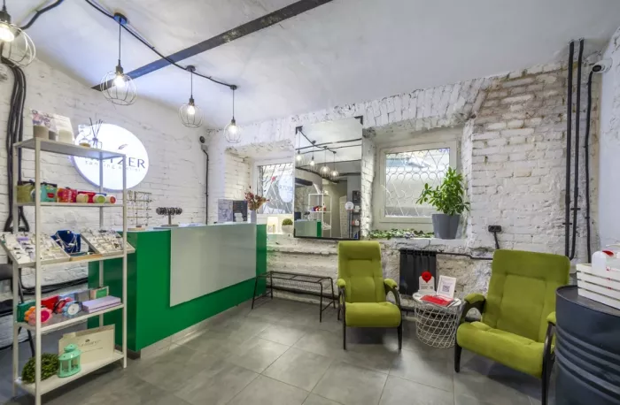 Cтудия загара и ухода за телом "Meyzer Tanning Atelier".