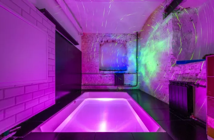 Cтудия загара и ухода за телом "Meyzer Tanning Atelier".