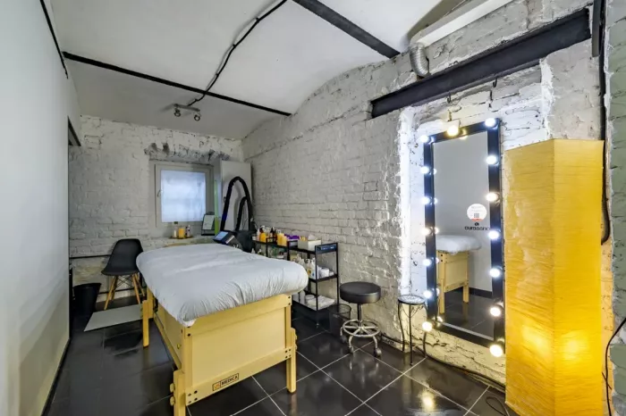 Cтудия загара и ухода за телом "Meyzer Tanning Atelier".