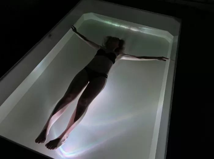 Cтудия загара и ухода за телом "Meyzer Tanning Atelier".