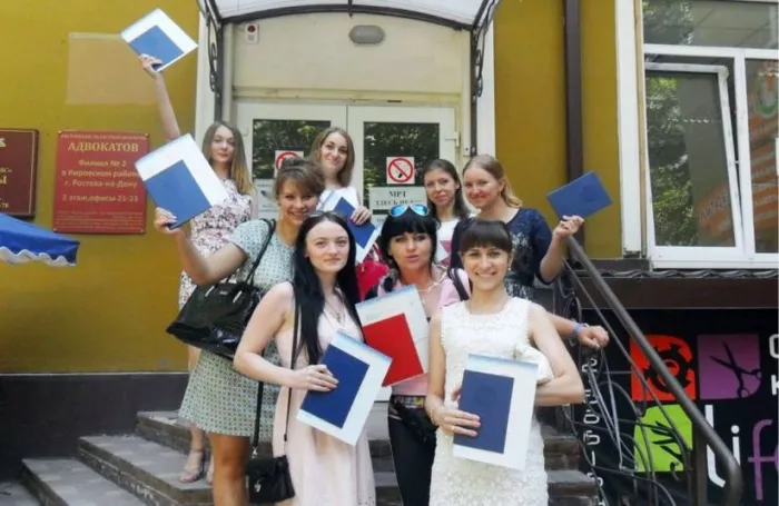 "Донской казачий государственный институт пищевых технологий и экономики, филиал МГУТУ им. К. Г. Разумовского".