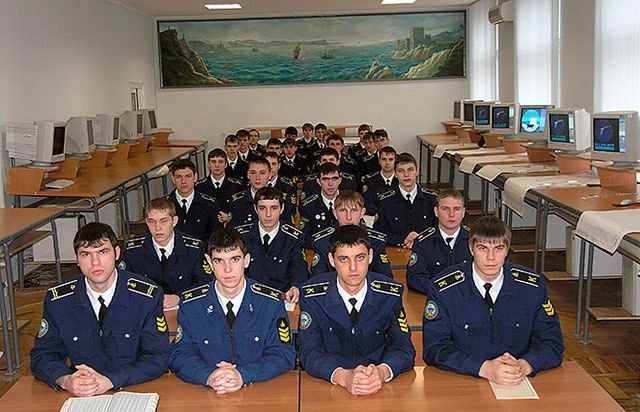 "ИВТ – Институт водного транспорта имени Г.Я. Седова – филиал Государственного морского университета имени адмирала Ф.Ф. Ушакова".