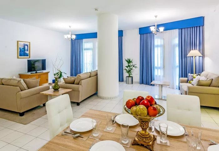 Отель "Swissotel Al Murooj Dubai"4*