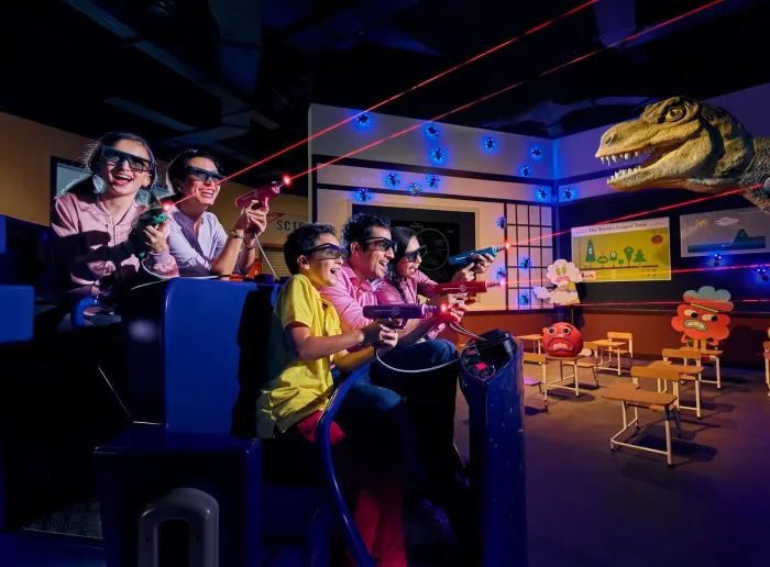 Тематический парк "IMG Worlds of Adventure"