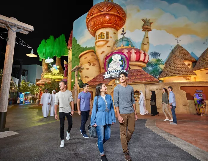 Тематический парк "IMG Worlds of Adventure"