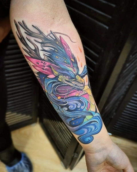 Тату-салон "Tattoo Bolt Crew".