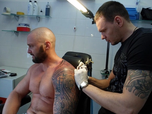 Тату-салон "Santal Tattoo".