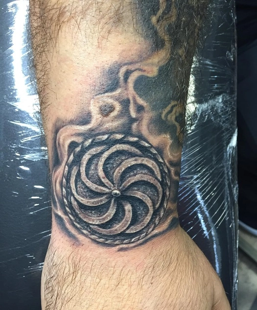 Тату-салон в Ереване "Zav Tattoo Studio".