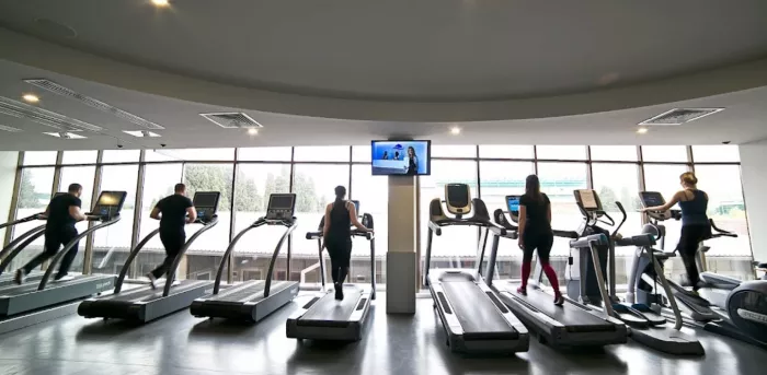Фитнес-клуб "Forward Fitness".