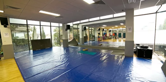 Фитнес-клуб "Forward Fitness".