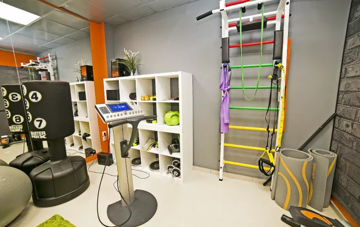 Фитнес студия "Ems fitness".