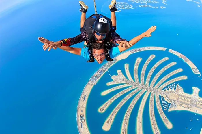 Парашютный центр "Skydive Dubai"