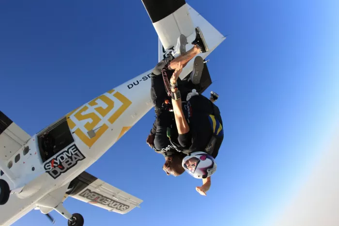 Парашютный центр "Skydive Dubai"